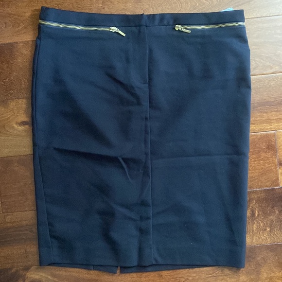 Zara Dresses & Skirts - Zara Basic Black Pencil Skirt with Gold Zippers Size: L